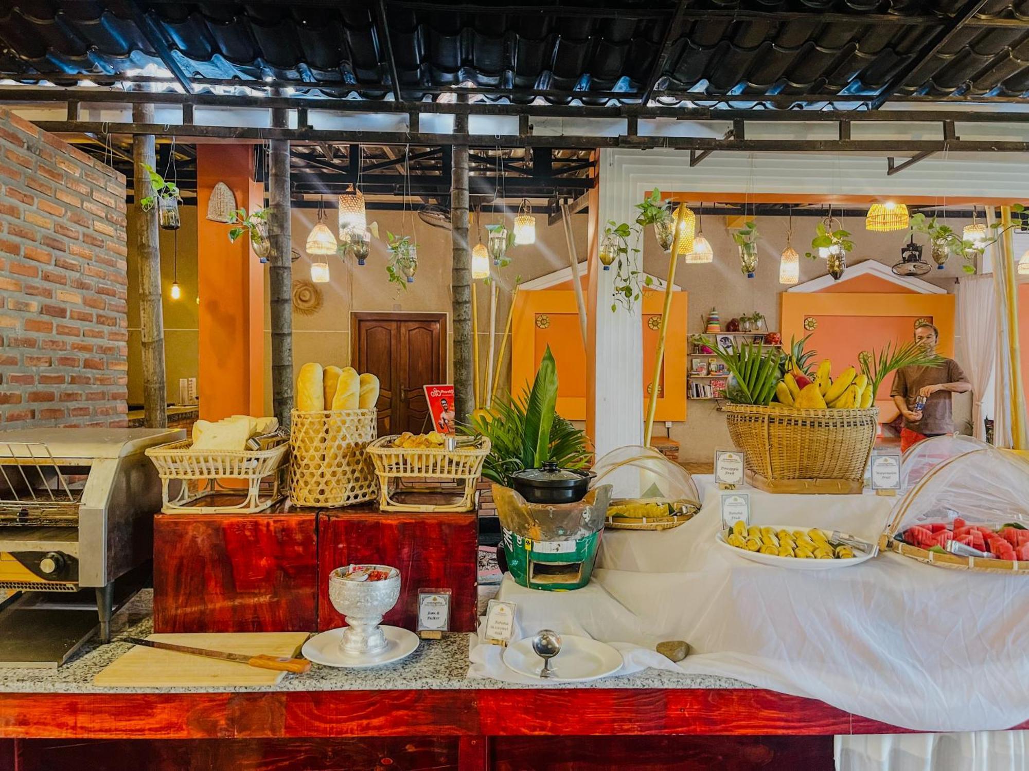 Central Privilege Hotel Sziemreap Kültér fotó