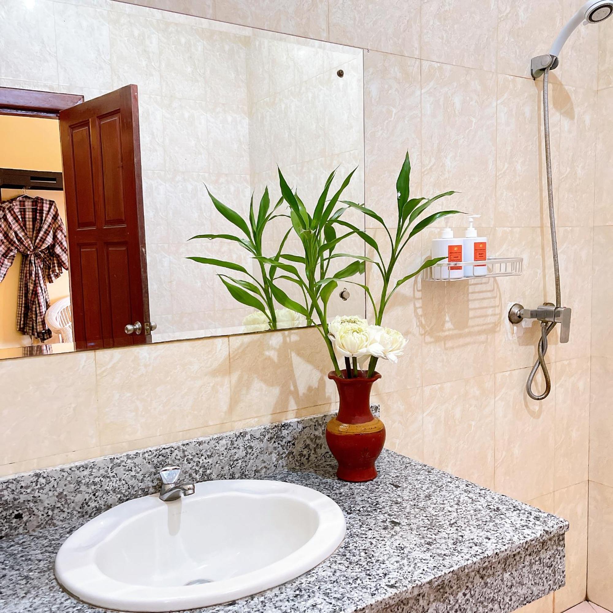 Central Privilege Hotel Sziemreap Kültér fotó