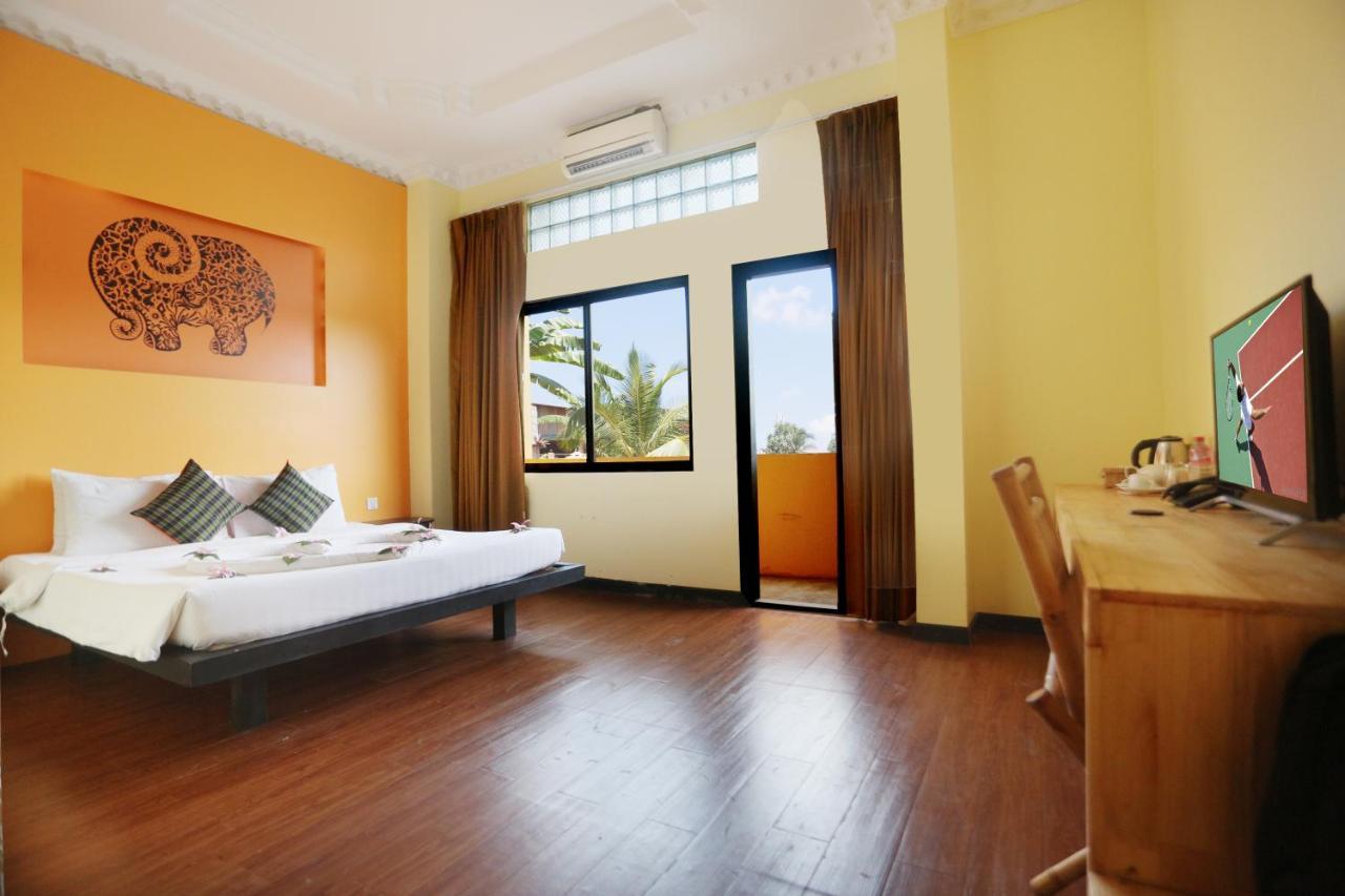 Central Privilege Hotel Sziemreap Kültér fotó